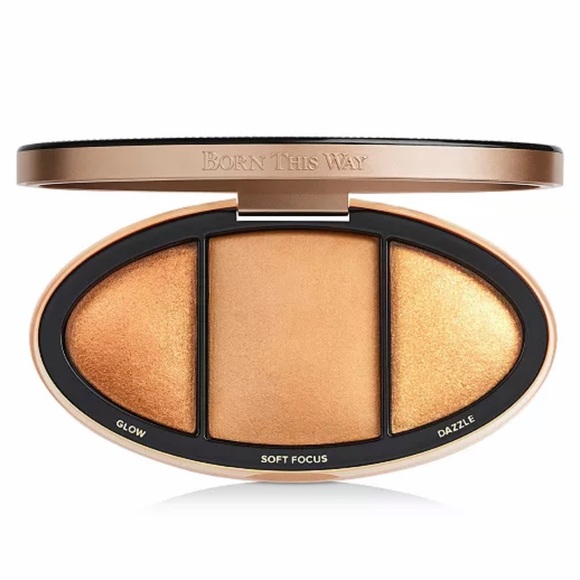 Too Faced Turn Up The Light Highlighting Palette